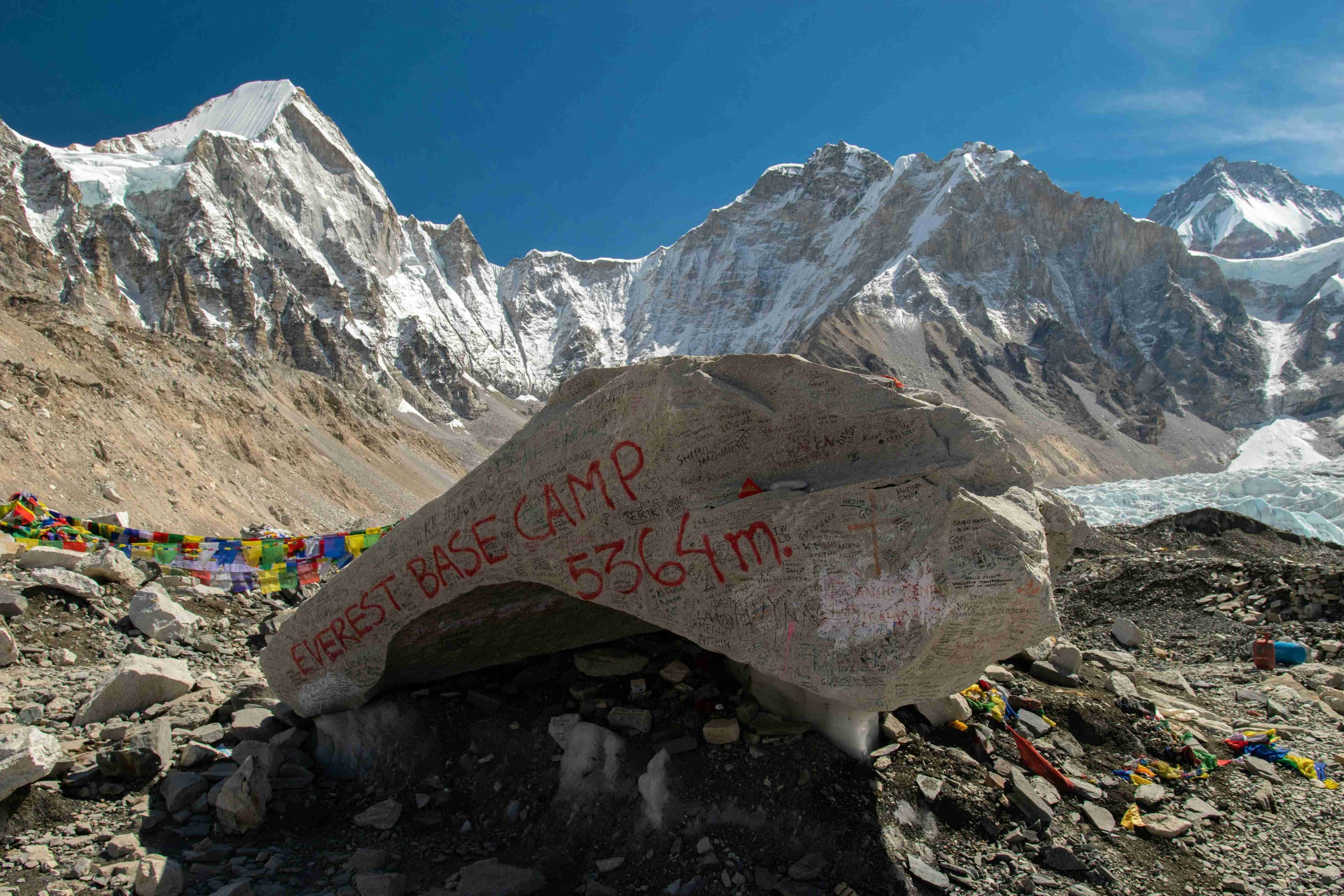 Everest base camp trek via Gokyo lake